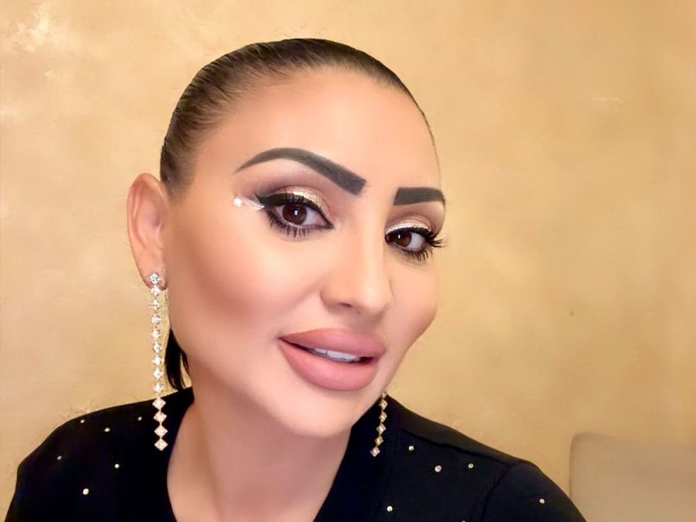 Софи Маринова посреща рождения си ден тъжна и посрамена