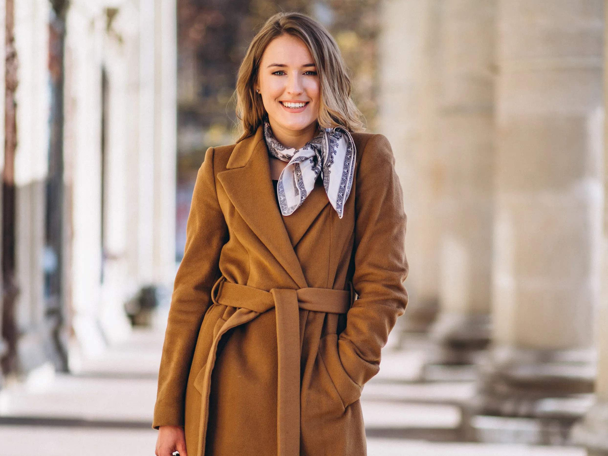Дамското палто: символ на стил и класа, ето как да изберете най-доброто