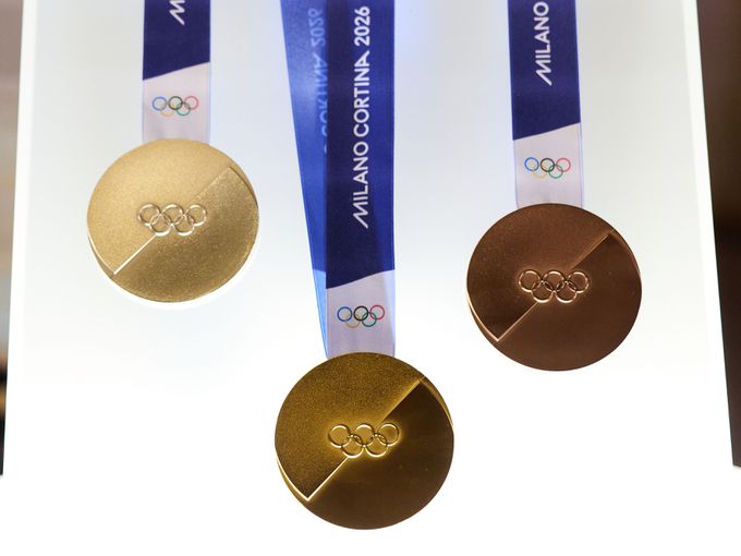 Българската делегация за Зимната Олимпиада: Запознайте се с 20-те атлети, които ще защитават трибагреника в Милано-Кортина 2026