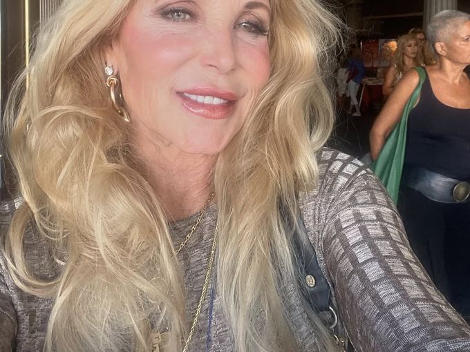 Дейвид Хаселхоф от "Спасители на плажа" помоли за уединение след смъртта на първата си съпруга