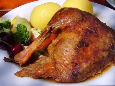 Пиле с бира – ароматна класика с кехлибарен вкус