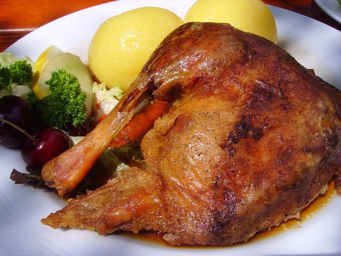 Пиле с бира – ароматна класика с кехлибарен вкус