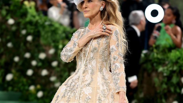 Сара Джесика Паркър в Richard Quinn; Снимка: Getty Images