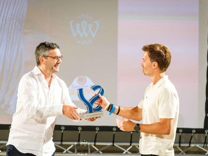 Голямата награда на „Свети Влас филм фест“ отиде при режисьора Милко Лазаров за филма „Стадото“