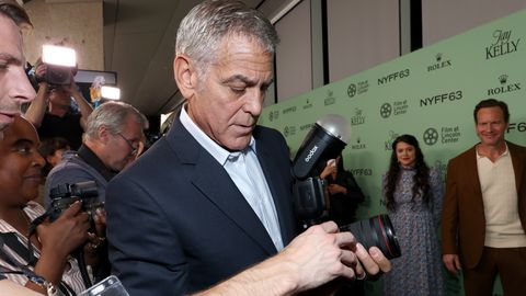 Холивудската легенда отвори нова страница от живота си, като откровено