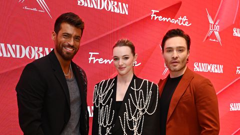 Британската актриса Алана Блур която си партнира с турската звезда