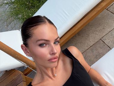 Помните ли „най-красивото момиче на света“: Тя остави всички без дъх на Седмицата на модата в Париж