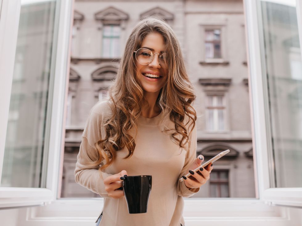 Хороскоп за 9 декември: Овни, бъдете предпазливи, Козирози, не се поддавайте на меланхолия