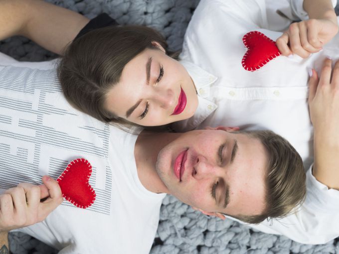 Литературният код на сърцето: Класически любовни цитати за всяка зодия