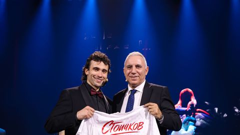 Навръх 60 ия юбилей на Христо Стоичков Камата обяви името