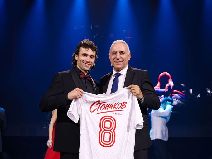 На финала: Кристо Стоичков влиза в ролята на известния футболист