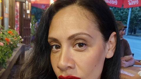 Известната българска певица Мариана Попова сподели в социалните мрежи че