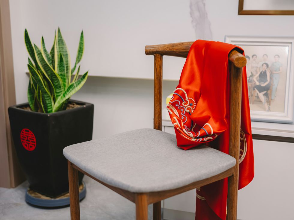 Опасно е: Не оставяйте дрехи на стола преди лягане