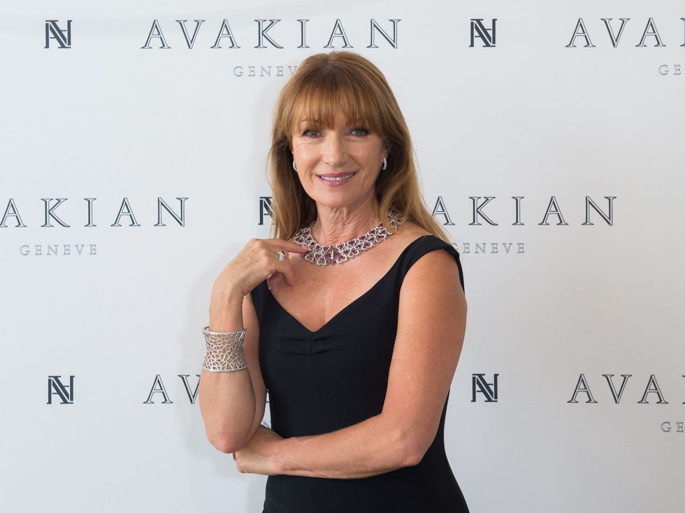 Бившето момиче на Бонд шокира с признание: На 74 години съм и съм много активна в леглото