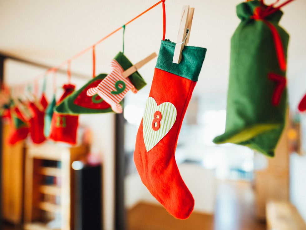 Ето откъде идва традицията да поставяме подаръците на Коледа под елхата