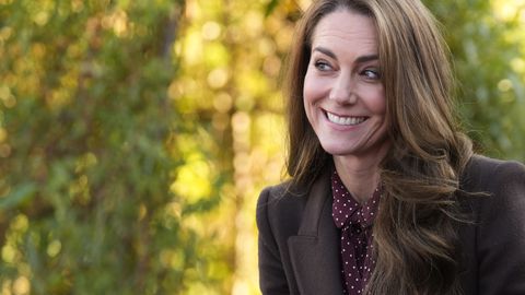 Кейт Мидълтън направи първата си публична изява след притеснителното си