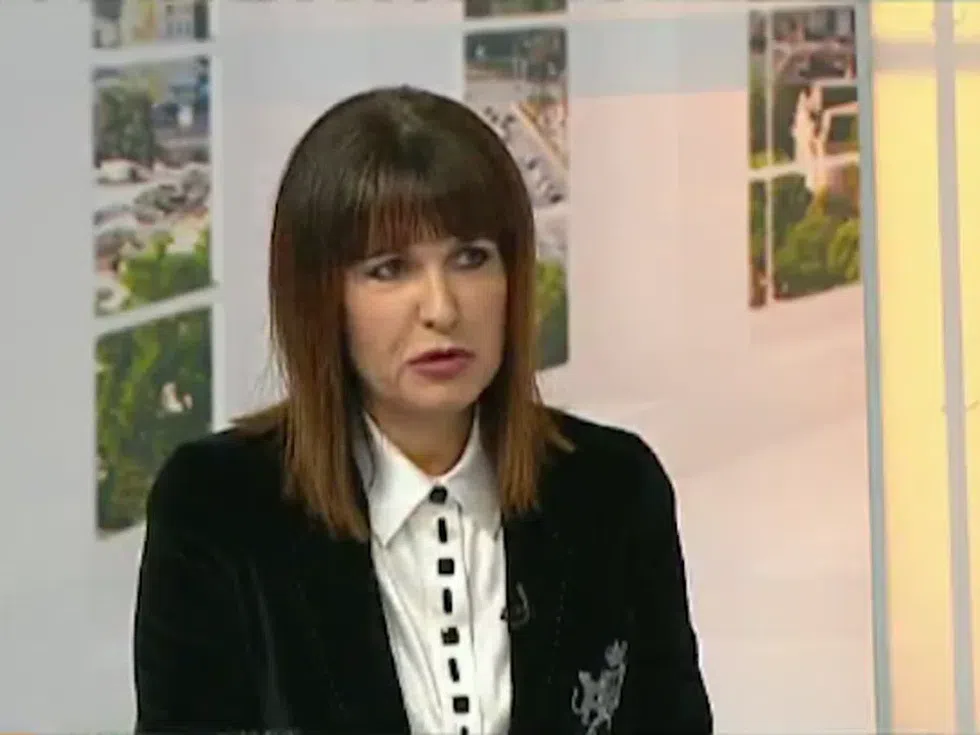 Малкият наследник на рода Живкови дебютира на коледно семейно събиране