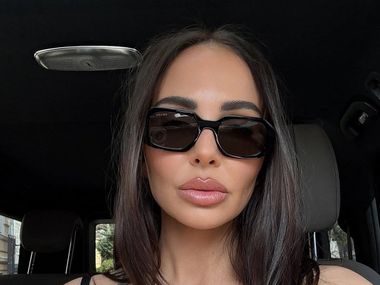 Борислава е вече християнче: Николета Лозанова разчувства последователите с приказна фотосесия от кръщенето (Снимки)