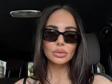 Борислава е вече християнче: Николета Лозанова разчувства последователите с приказна фотосесия от кръщенето (Снимки)