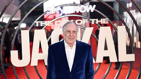 Британският романист Фредерик Форсайт автор над 20 шпионски трилъра почина