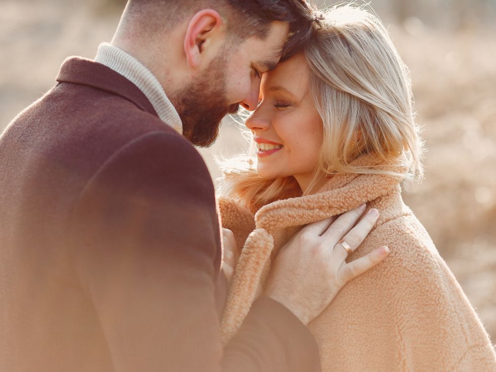 Как влияе Ретрограден Меркурий върху Любовта