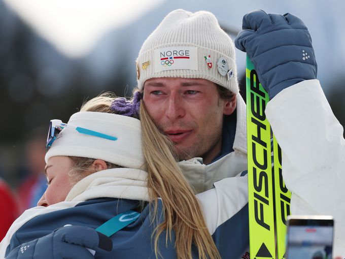 "Тя вече ме мрази": Олимпийски медалист по биатлон със сълзи на очи си призна за изневяра в ефир
