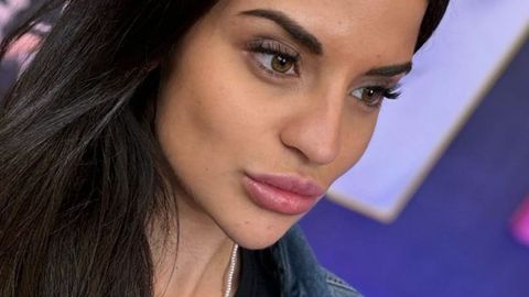 Онлайн сензацията Ивка Бейбе за пореден път прикова вниманието в