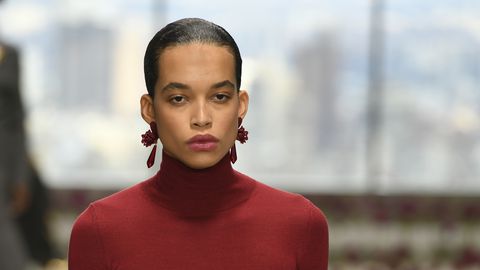 В колекциите за този сезон есен зима 2025 2026 червеното