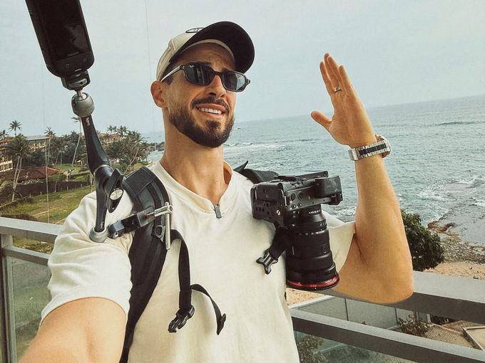 Наум Шопов напусна Шри Ланка и гушна любимите си жени