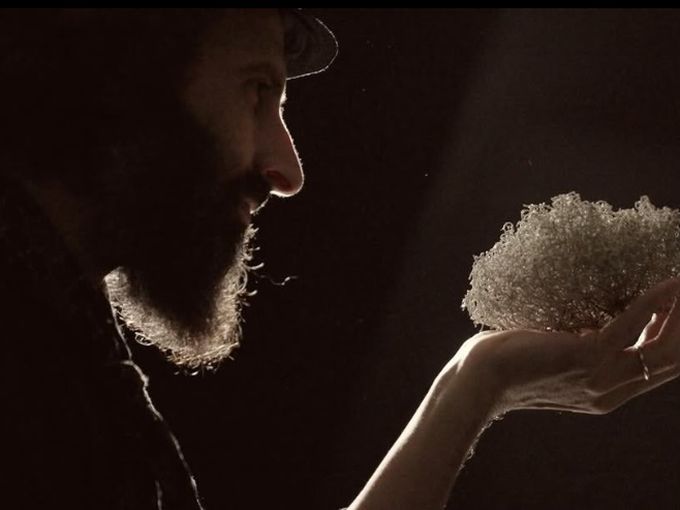 Когато парфюмът има душа: Среща с един от най-поетичните "носове" в света Мео Фушуни