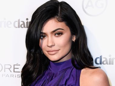Странни шумове и почукване: Кайли Дженър твърди, че в дома ѝ има призрак