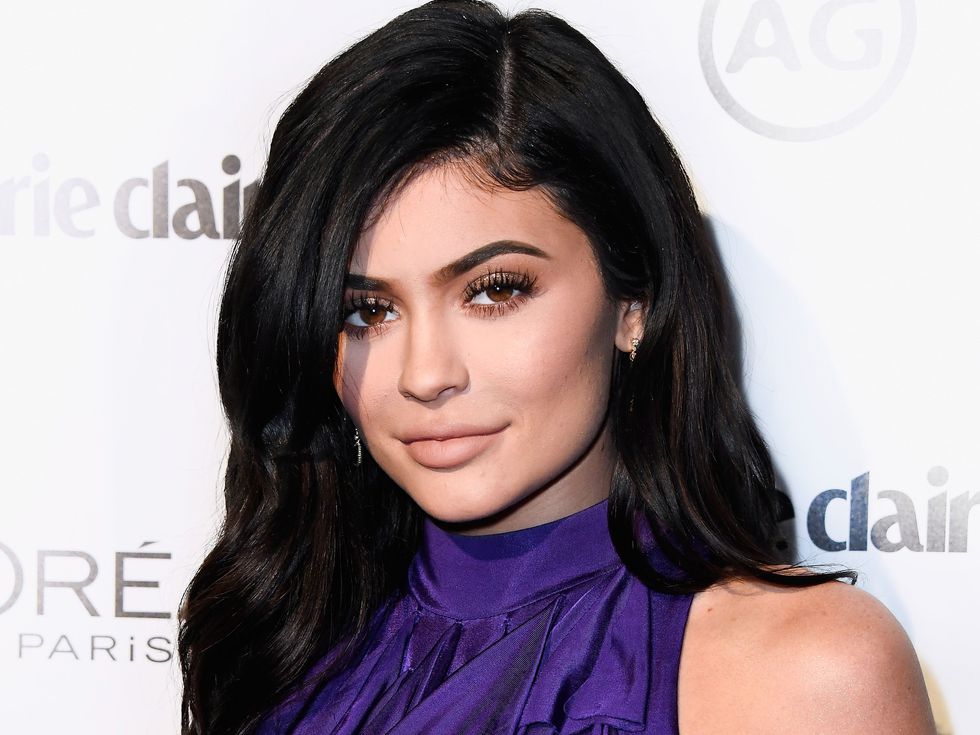 Странни шумове и почукване: Кайли Дженър твърди, че в дома ѝ има призрак