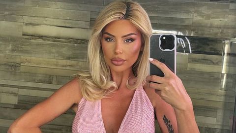 Светлана Василева направи бърза акция за да си татуира нещо