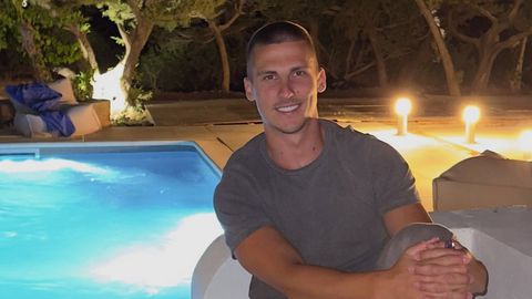 Актьорът Петър познат от риалити формата Ергенът любов в рая