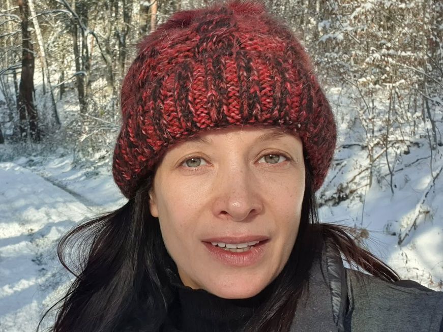 Никога не е разказвала това: Ето какво е преживяла Яна Маринова, когато е била едва на 11 години