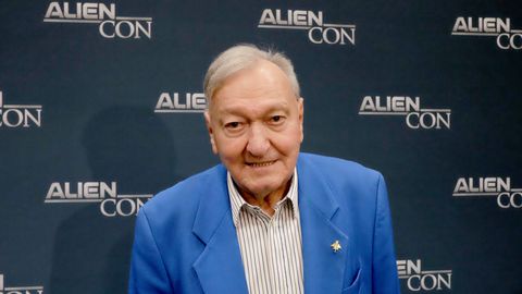 Бях в пети клас когато излезе първият брой на списание