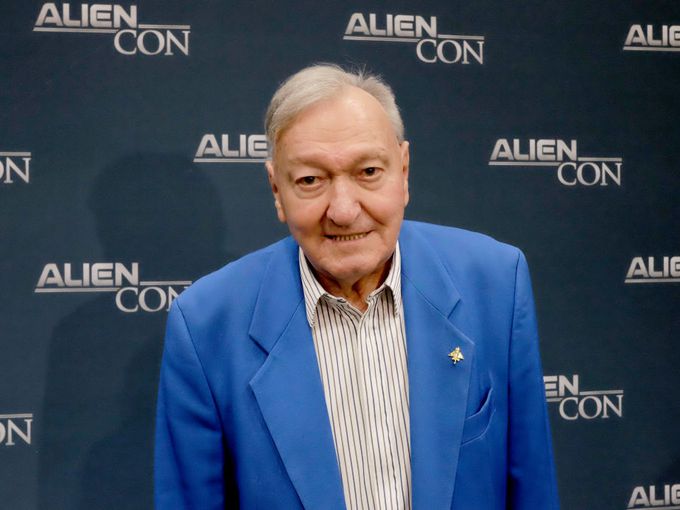 Ерих фон Деникен отлетя при своите извънземни с колесницата на боговете