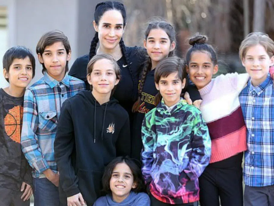 Те са вече на 15 години: Как изглеждат най-известните 8 близнаци в света (Снимка)
