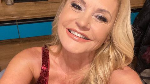 Една от най обичаните български естрадни изпълнителки сподели емоционално обръщение