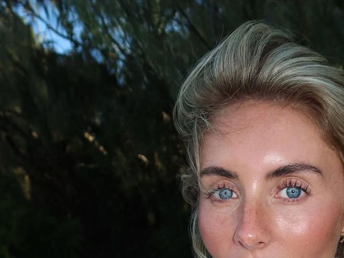 Скандалната Бони Блу изхвърлена от OnlyFans след екстремно предизвикателство