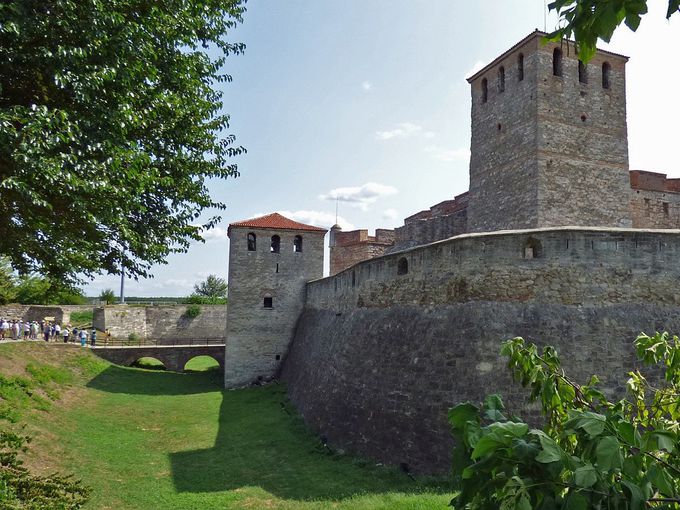 Отварят отново Баба Вида за туристи