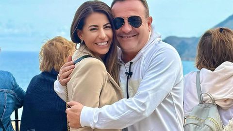 На 53 години Димитър Рачков се реши да предложи брак