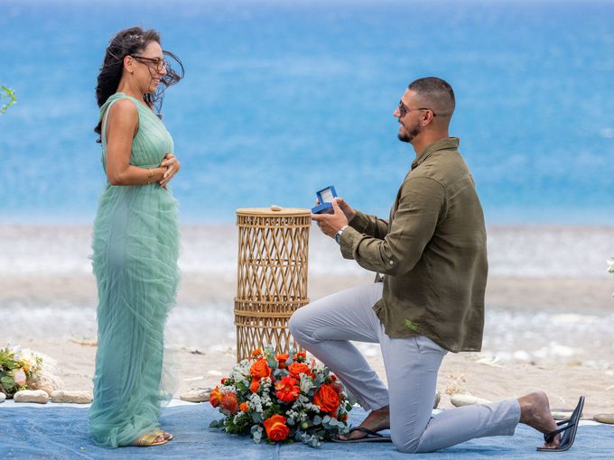 Спах с друг, ама хич да не ти пука: Йовица от "Ергенът: Любов в рая" с разкритие за скандално съобщение от Филипа