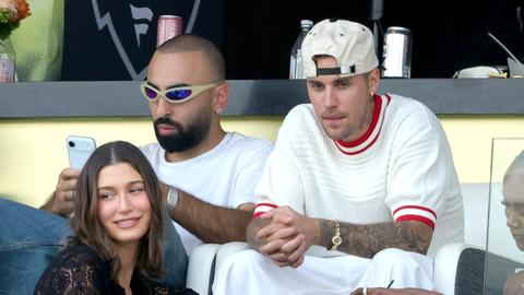 Завръщането на Джъстин Бийбър на сцената на Coachella предизвика бурна