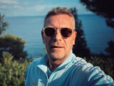 Юлиан Вергов на 54 на върха на щастието (Снимки)