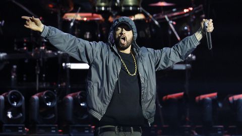 Дъщерята на рапъра Еминем –Алейна Скот съобщи че очаква първото