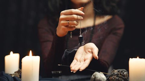 Знаете ли кога се е появил съвременният спиритизъм Кои са