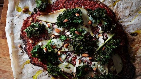 Необходими продукти за 4 порции Основа 200 г отцедено настъргано цвекло80 г