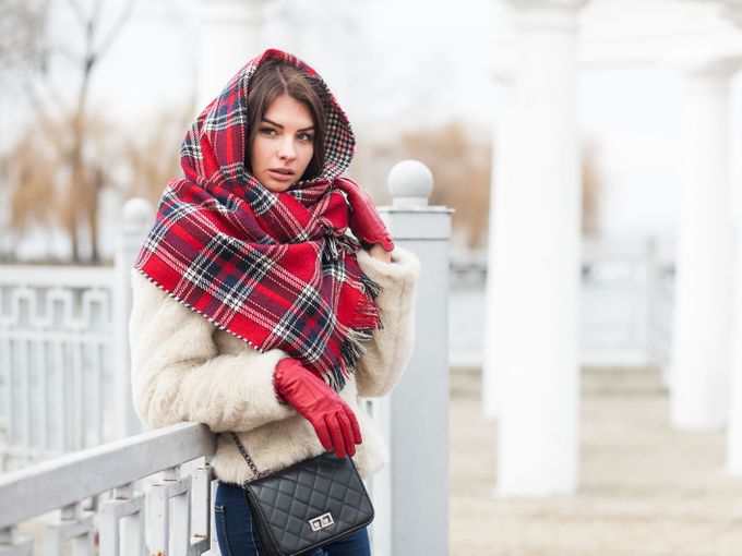 Карето се завръща: Най-горещият принт на сезона и как да го носите с класа