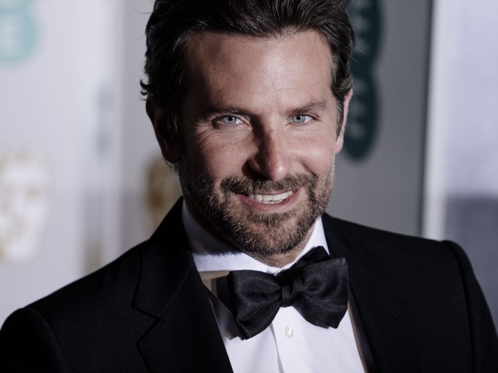 Брадли Купър поиска ръката на Джиджи Хадид от нейната майка